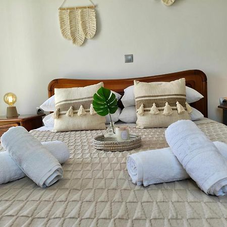 Theasis Apartments Адамас Екстер'єр фото