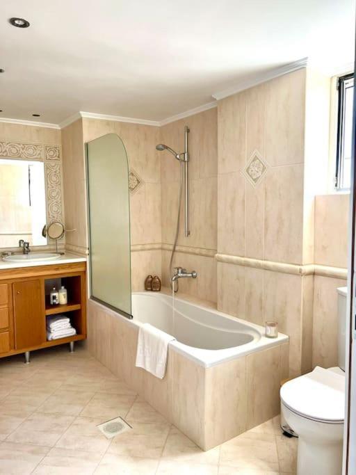 Theasis Apartments Адамас Екстер'єр фото