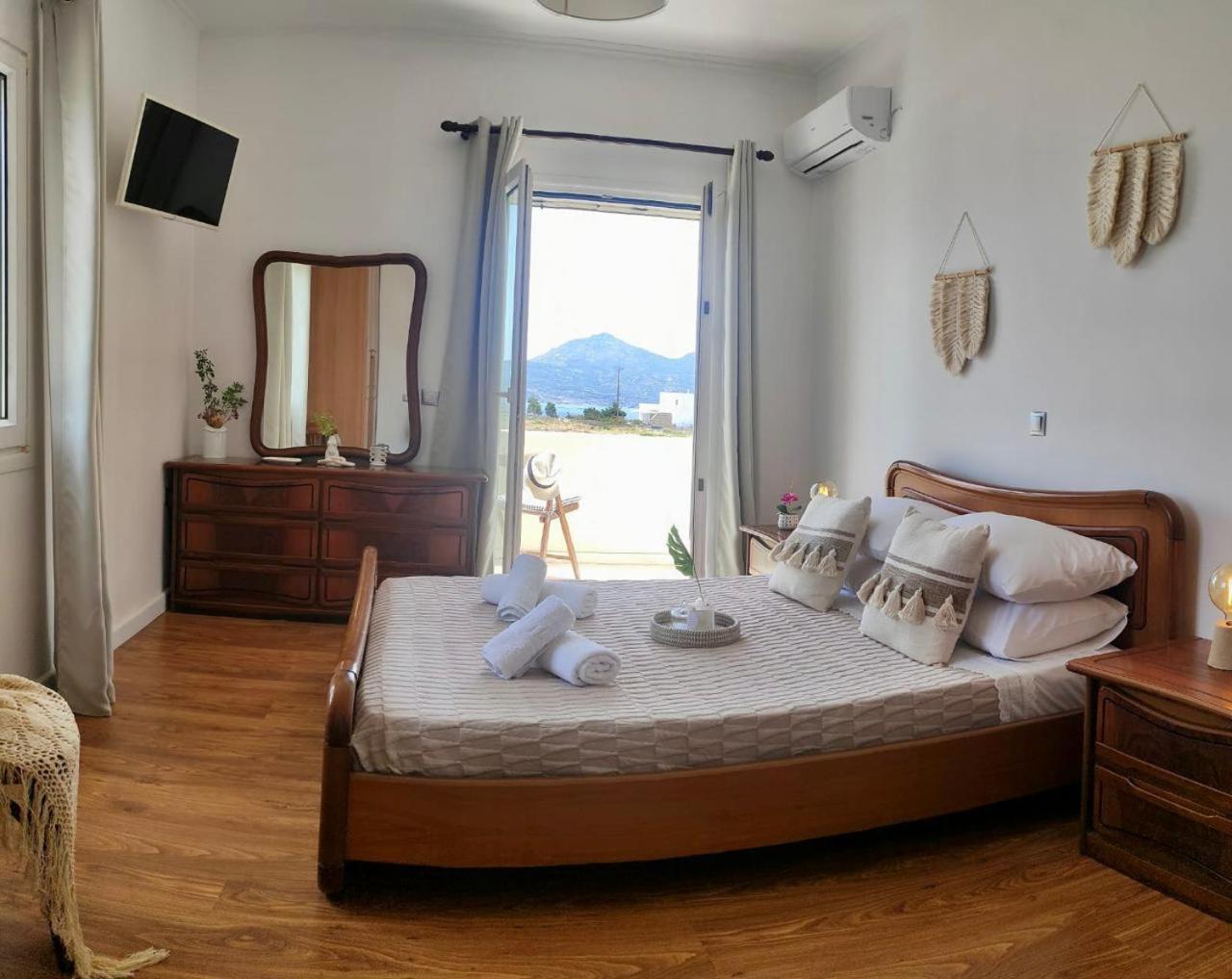 Theasis Apartments Адамас Екстер'єр фото