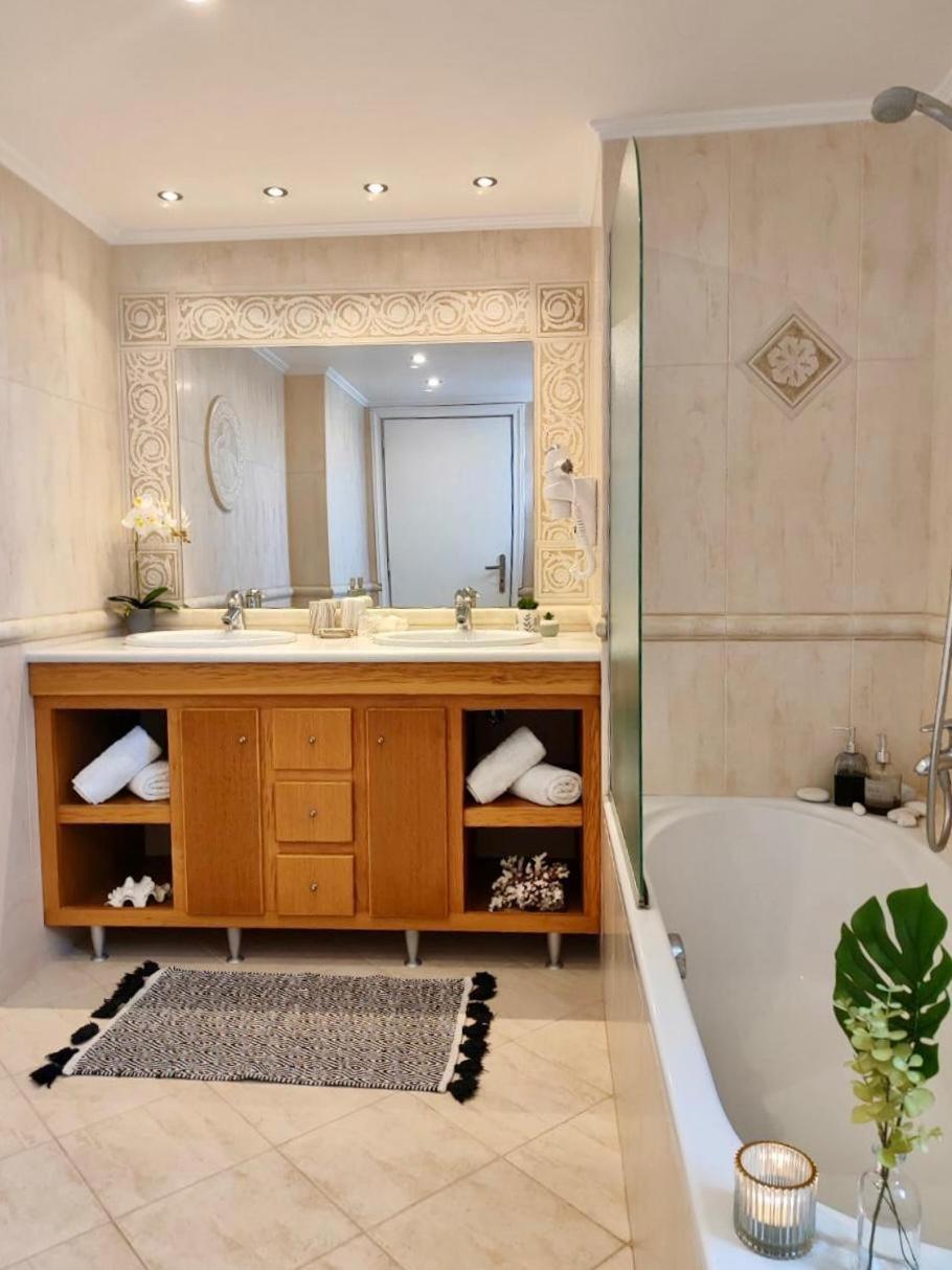 Theasis Apartments Адамас Екстер'єр фото